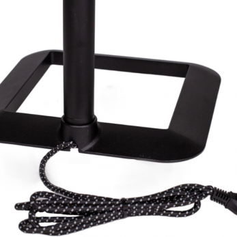 pés quadrado de mesa com conectividade na cor preta